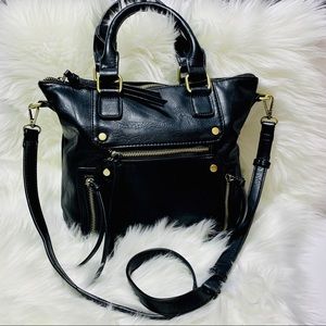 Antik Kraft Clover Crossbody